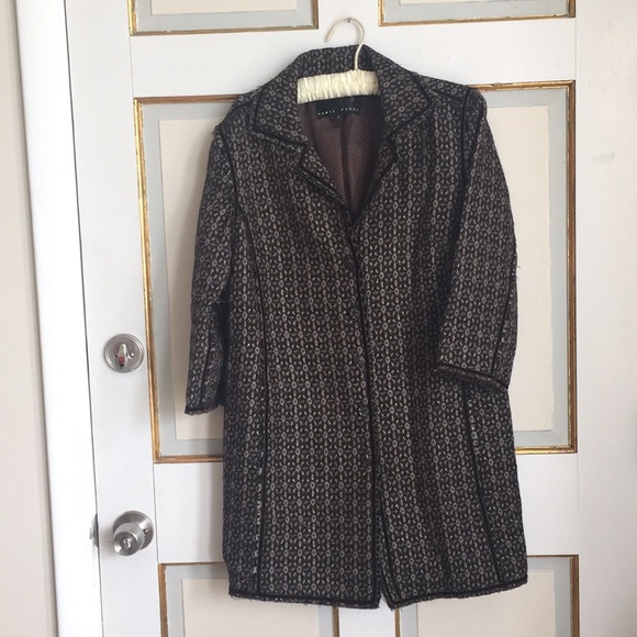 Ladies coat - Picture 1 of 5